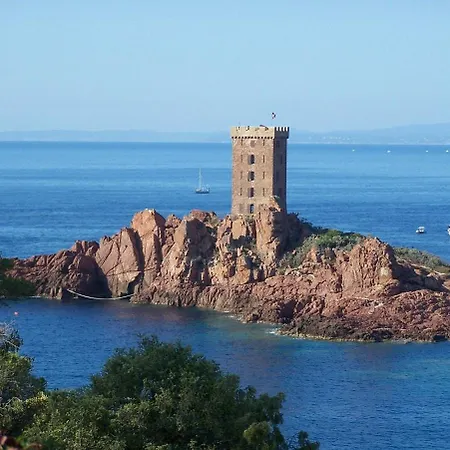 Apartman Moderne, Piscine, Parking Proche Des Plages *