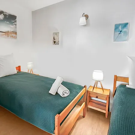 Apartman Moderne, Piscine, Parking Proche Des Plages *