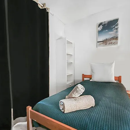 Apartman Moderne, Piscine, Parking Proche Des Plages