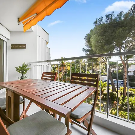 Moderne, Piscine, Parking Proche Des Plages *